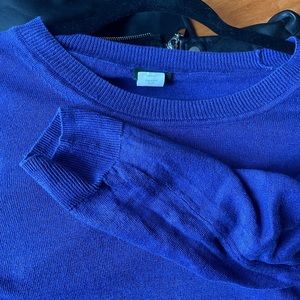 PURPLE SMALL J CREW LINEN SWEATER